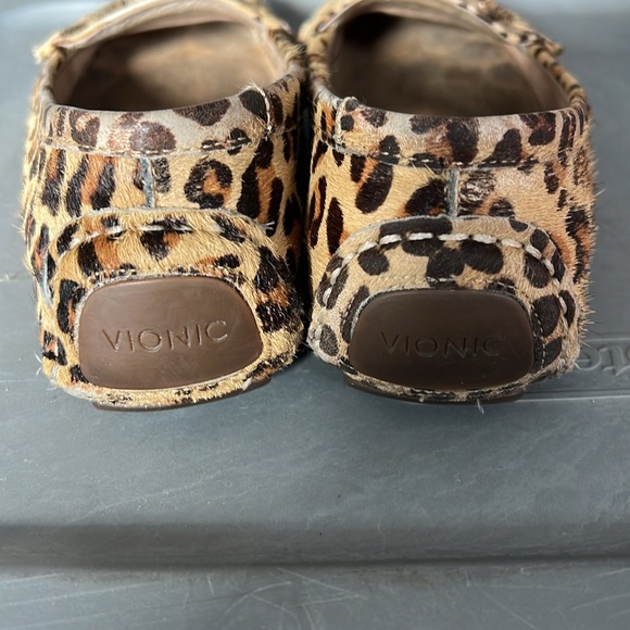 Ladies VIONIC HORSE HAIR ANIMAL PRINT LOAFERS 👞 - Picture 4 of 13